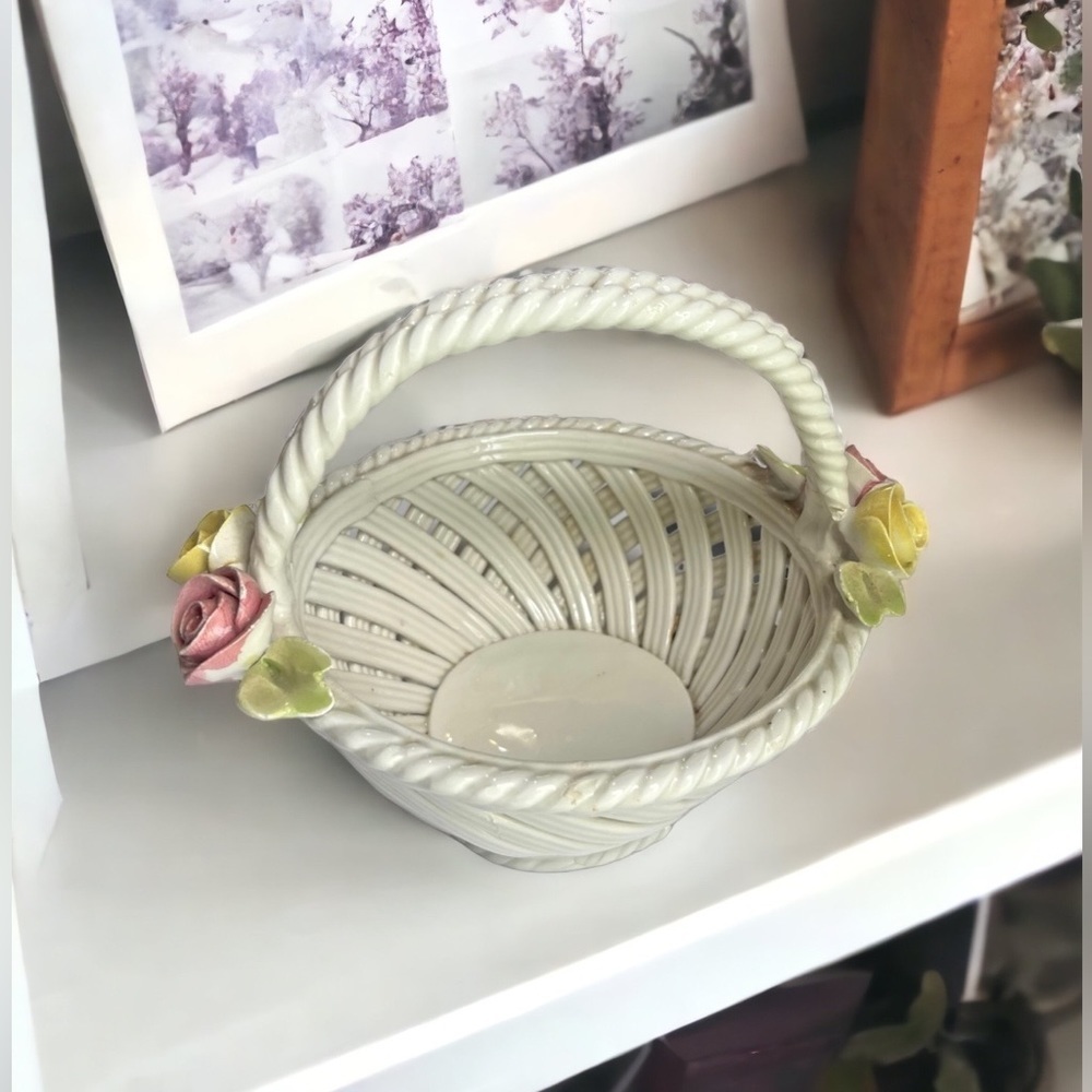 Vintage Italian Porcelain Woven Capodimonte Flower Basket Small